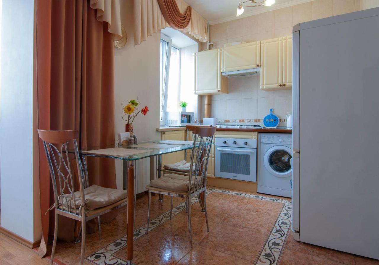 Home Hotel Apartments On Khreshchatyk Area Kiev Exteriör bild