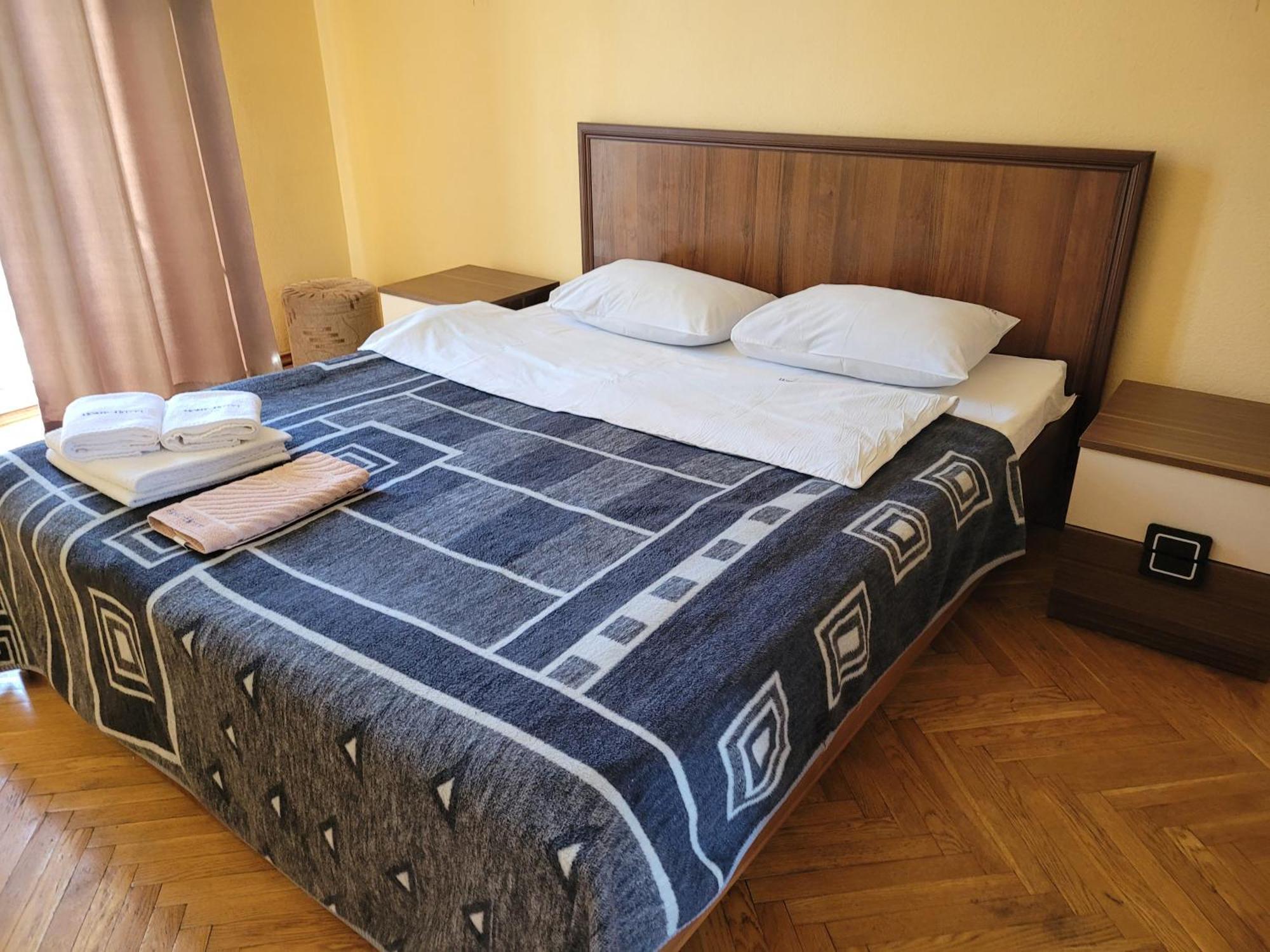 Home Hotel Apartments On Khreshchatyk Area Kiev Exteriör bild