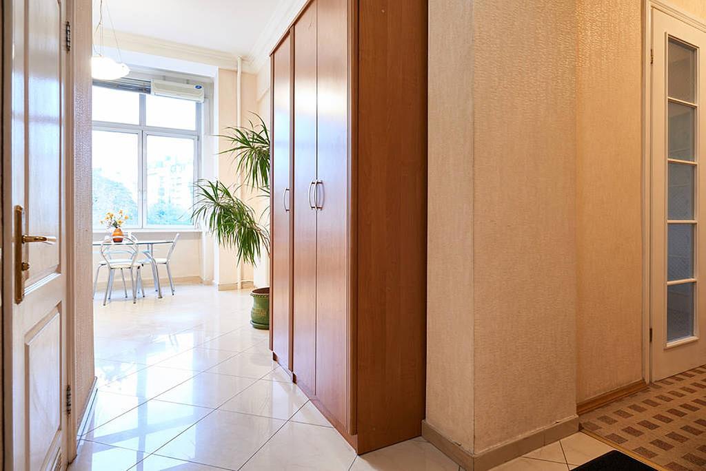 Home Hotel Apartments On Khreshchatyk Area Kiev Exteriör bild