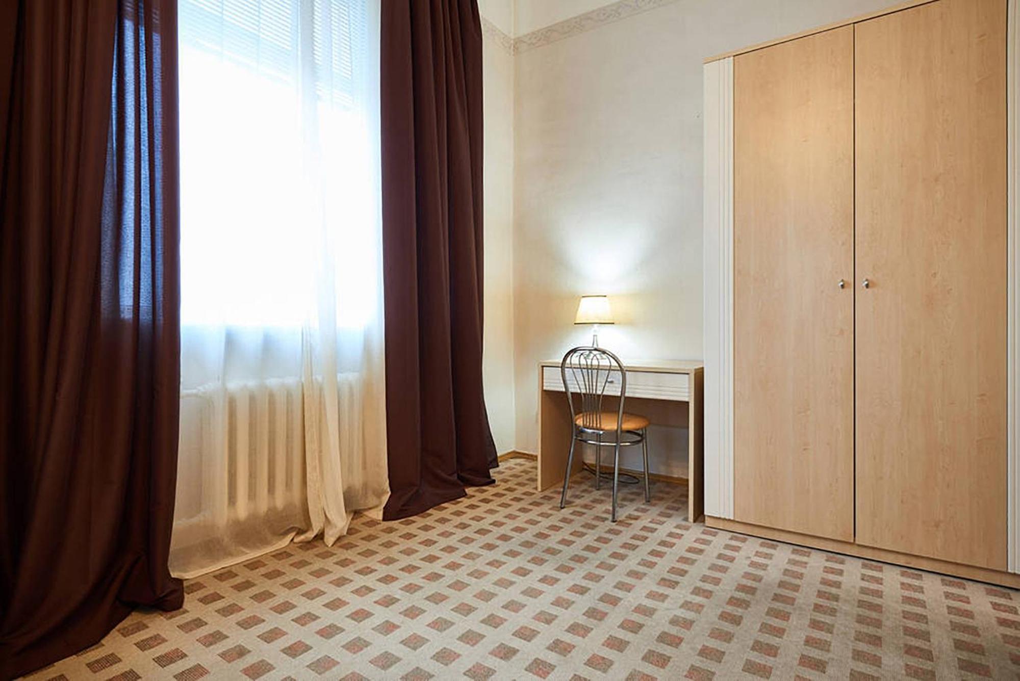 Home Hotel Apartments On Khreshchatyk Area Kiev Exteriör bild