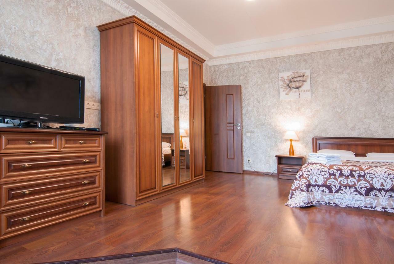 Home Hotel Apartments On Khreshchatyk Area Kiev Exteriör bild